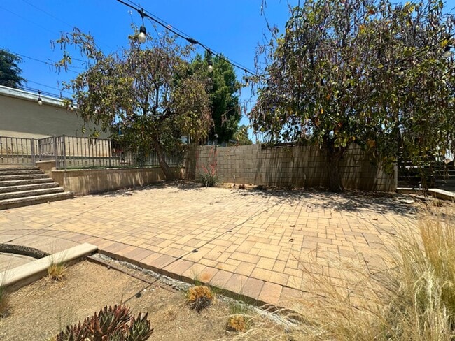 Building Photo - 2BD/1BA DT Fullerton Vintage 1922 House w/...