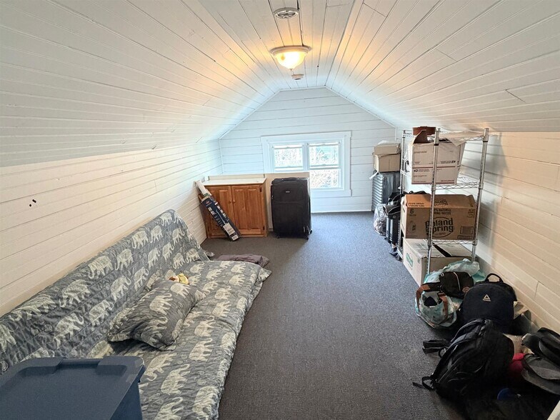 Building Photo - 30 Leonard St