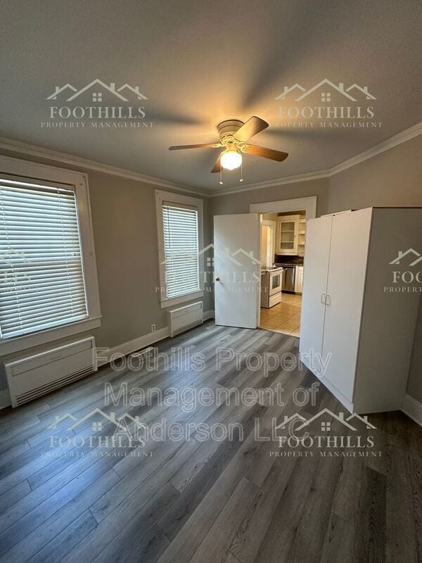 Building Photo - 220 Moultrie Square