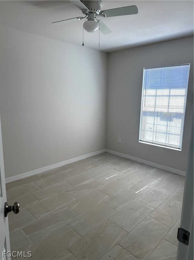 Building Photo - 1131 SW 16th Terrace