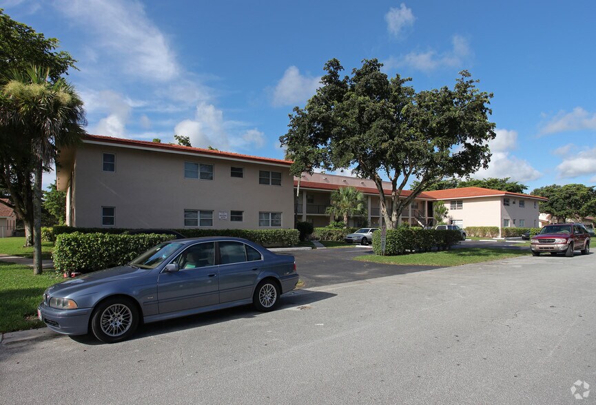 Primary Photo - 10120 NW 36 St Coral Springs, FL 33065