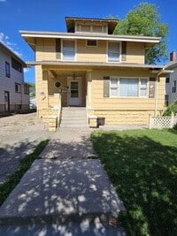 Building Photo - 1605 11th Ave