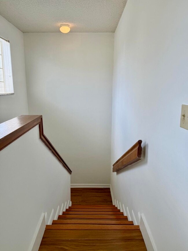Building Photo - 6308 La Costa Dr