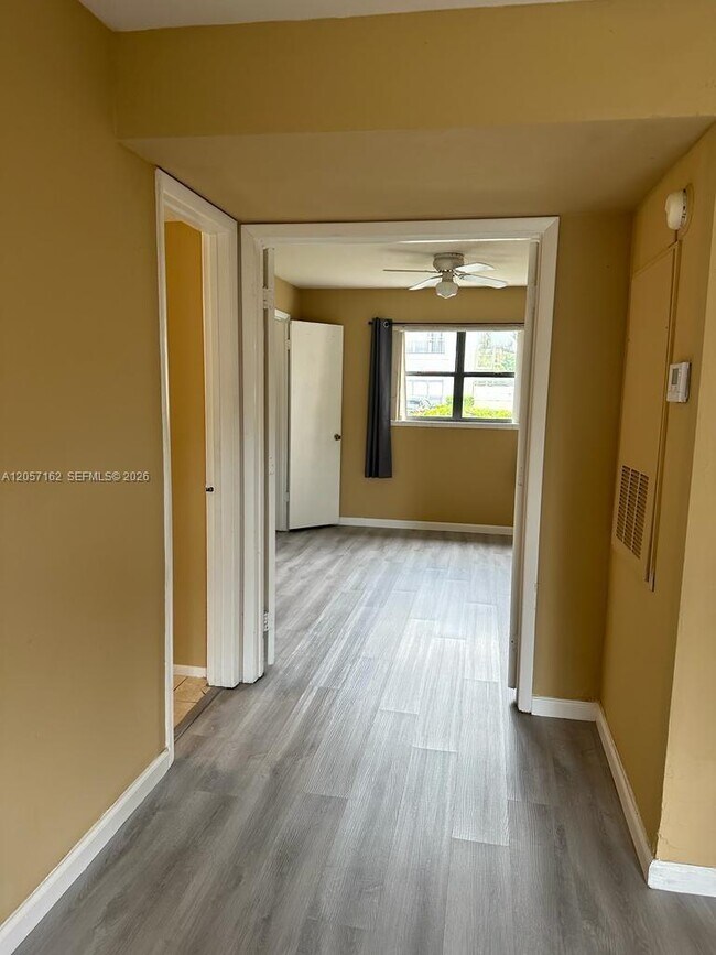 Building Photo - 4047 NW 87th Ave
