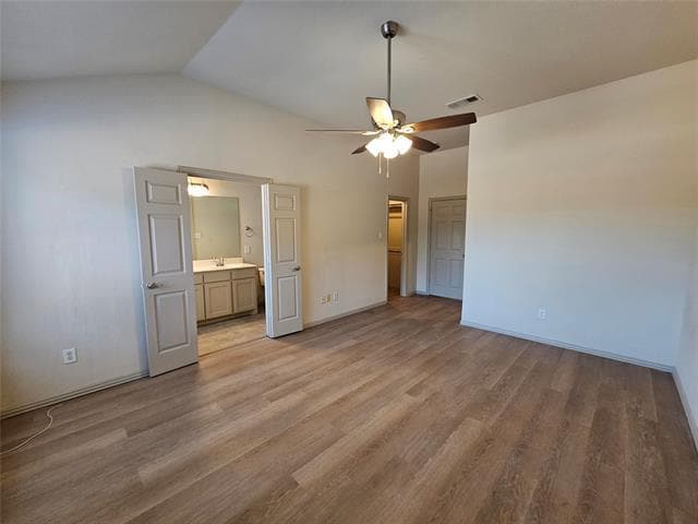 Building Photo - 393 Ivan Dr