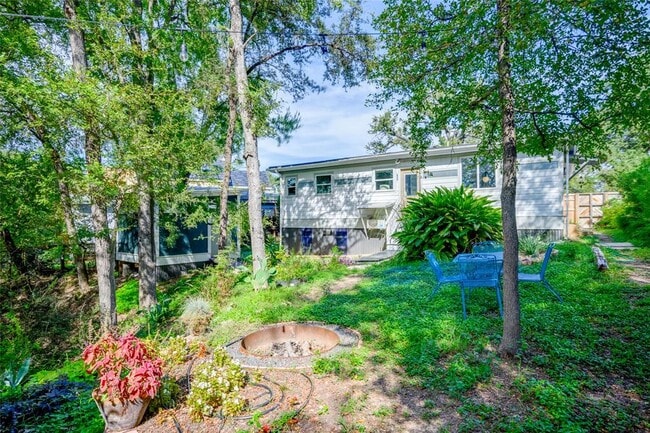 Building Photo - 5323 Downs Dr