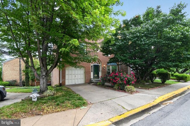 Building Photo - 7435 Crestberry Ln