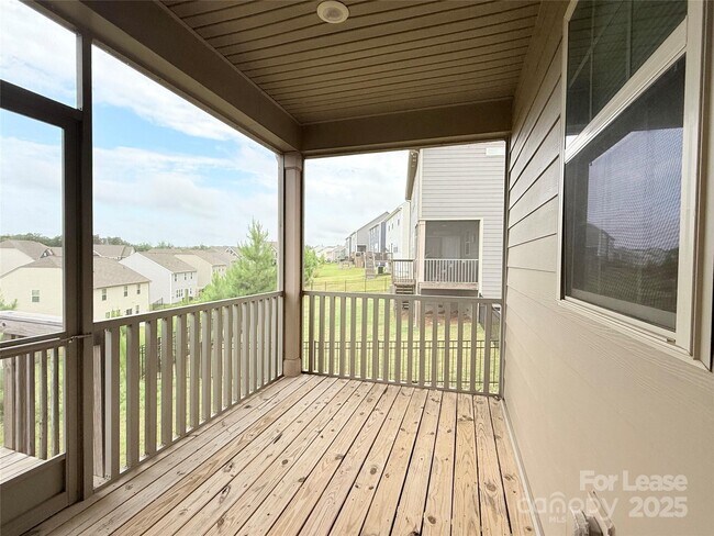 Building Photo - 17508 Snug Harbor Rd