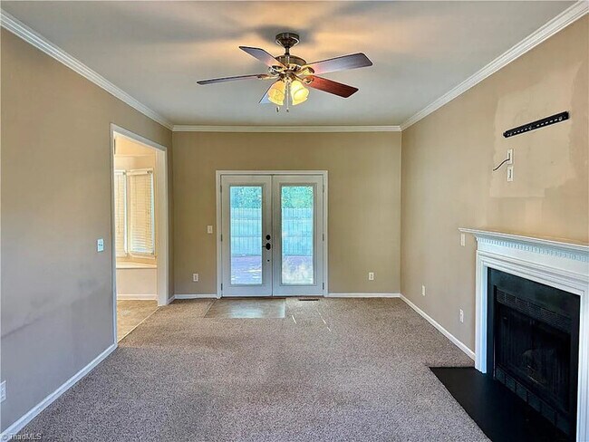 Building Photo - Earn Wealth While Leasing - Like a Homeown...