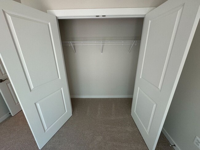 Building Photo - Brand New 3 Bed 2.5 Bath Townhouse Style C...