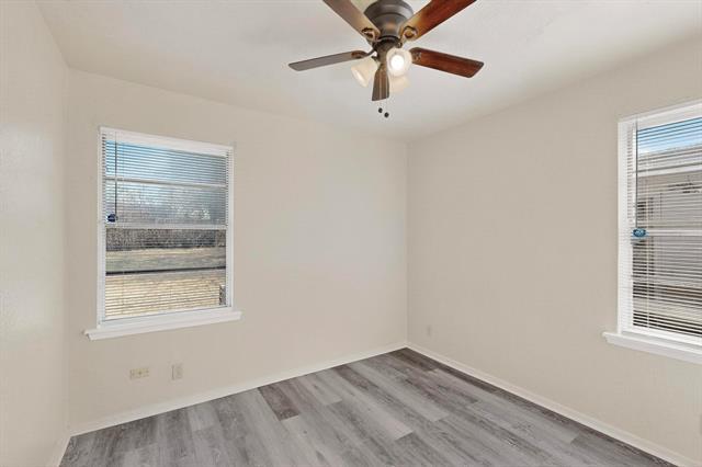 Building Photo - 310 Palm Oak Dr