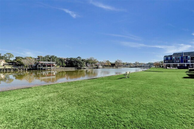 Building Photo - 18515 Egret Bay Blvd