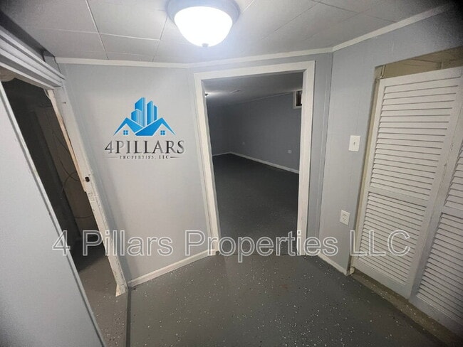 Building Photo - 6639 Carolina Ave