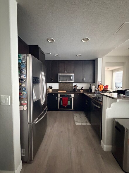 Kitchen - 3950 Ohio St
