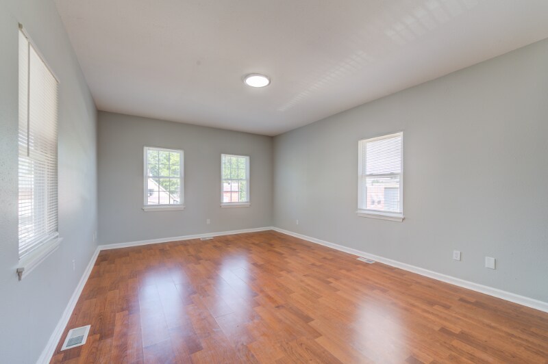 Building Photo - 77xx Vermont Ave