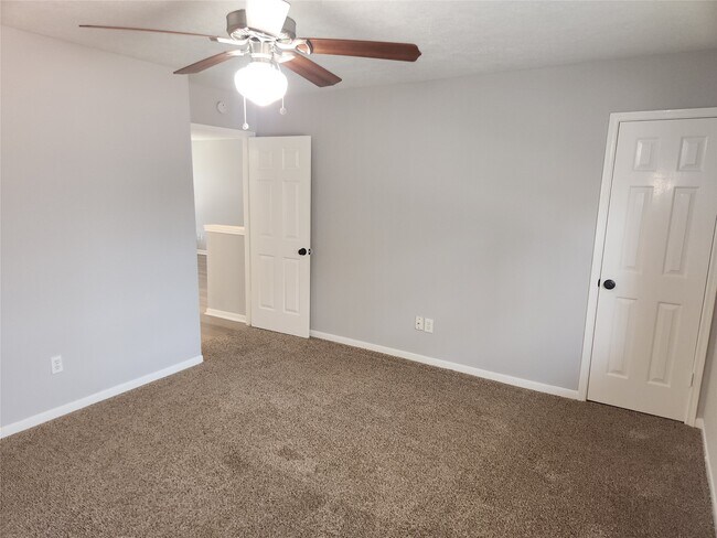 Building Photo - 2611 Anthony-Hay Ln