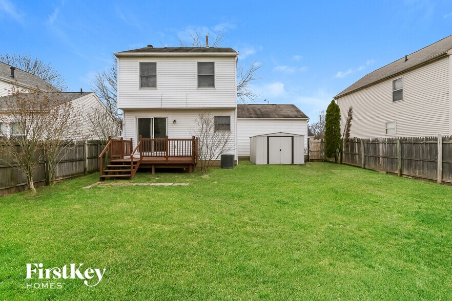 Building Photo - 5842 Rothrock Ct