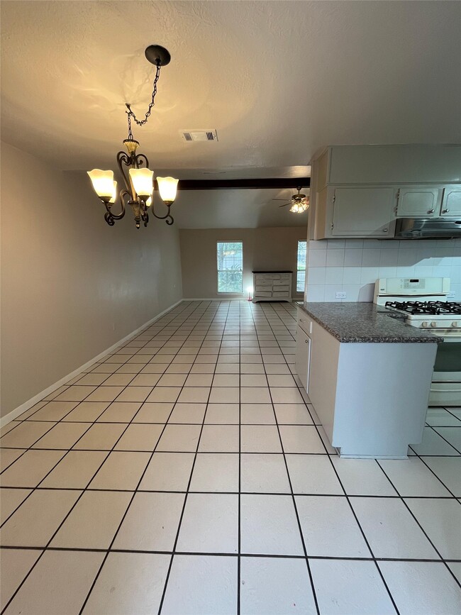 Building Photo - 21146 Northern Colony Ct