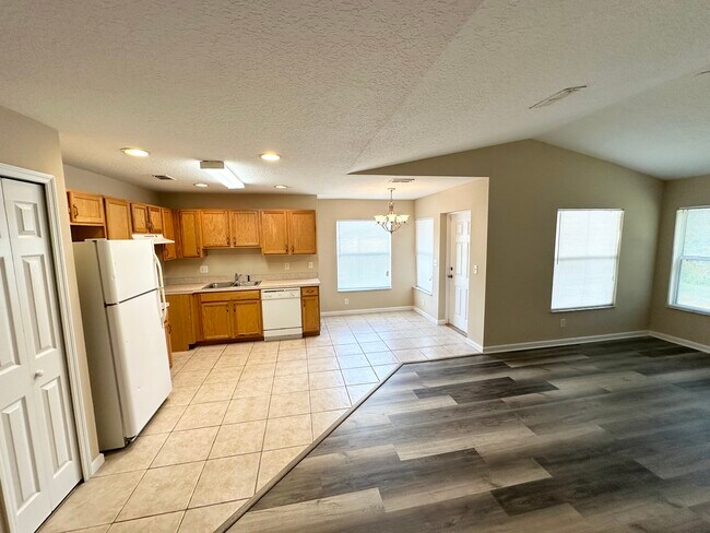 Building Photo - 89 Wellwood Ln