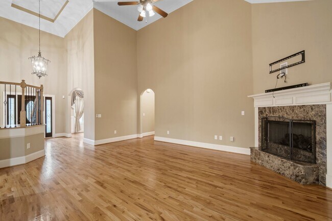 Building Photo - 137 Northington Woods Dr