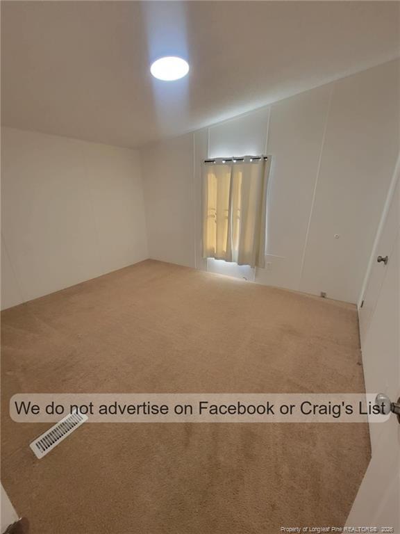 Building Photo - 910 Blue Rd