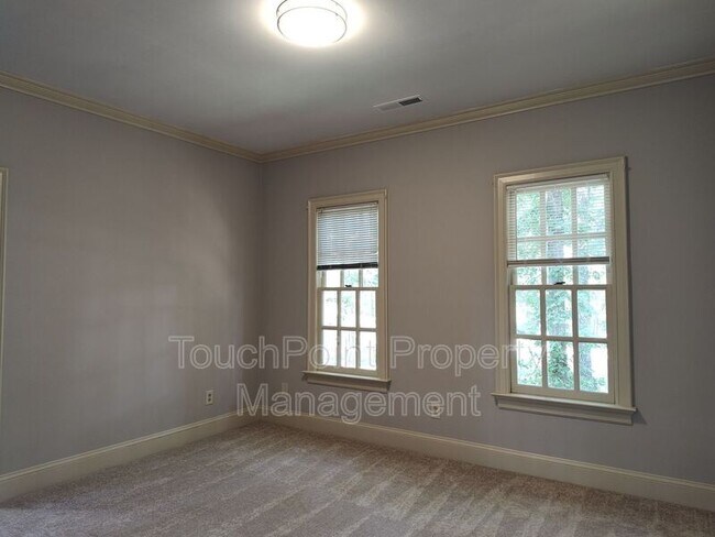 Building Photo - 4200 Old Course Dr