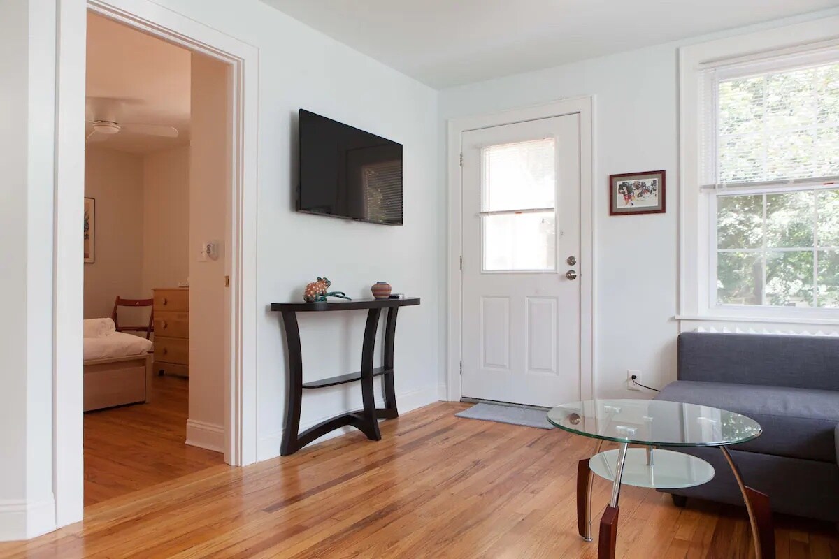 Building Photo - 3934 46th St