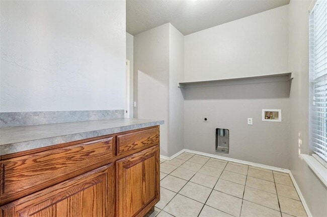Building Photo - 16109 Panther Way