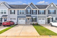 Building Photo - Modern Comfort: 3 Bed, 2.5 Bath Townhome + Primary on Main $1,875/mo rent