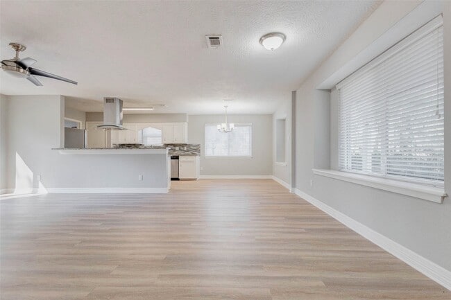 Building Photo - 18526 Fenske Rd