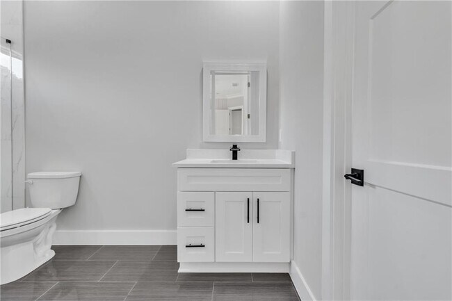 Building Photo - 3671 Hamilton Mill Rd