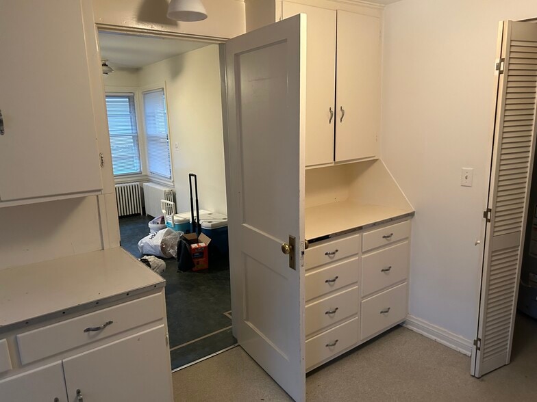 Laundry room - 309 W Sandusky St