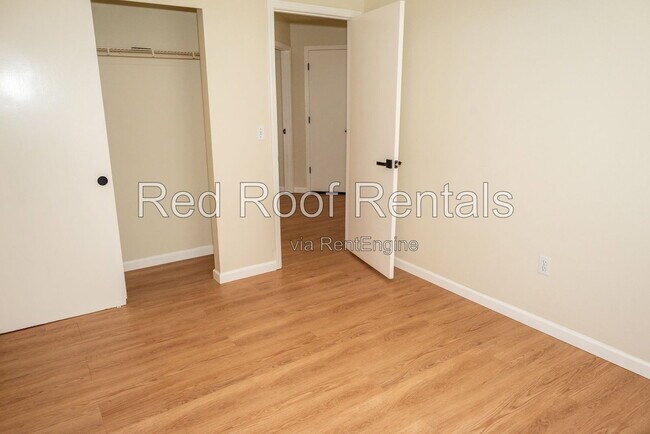 Building Photo - 1106 187th St Ct E