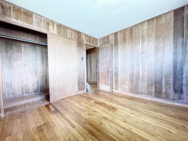 Building Photo - Pet Friendly Kailua House