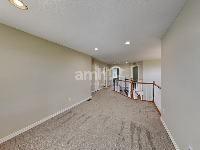 Building Photo - 25568 E Glasgow Pl
