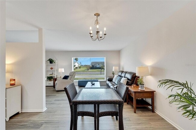 Building Photo - 1216 Hacienda Dr