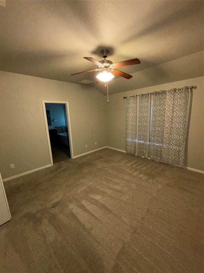 Building Photo - 634 River Bluff Cir