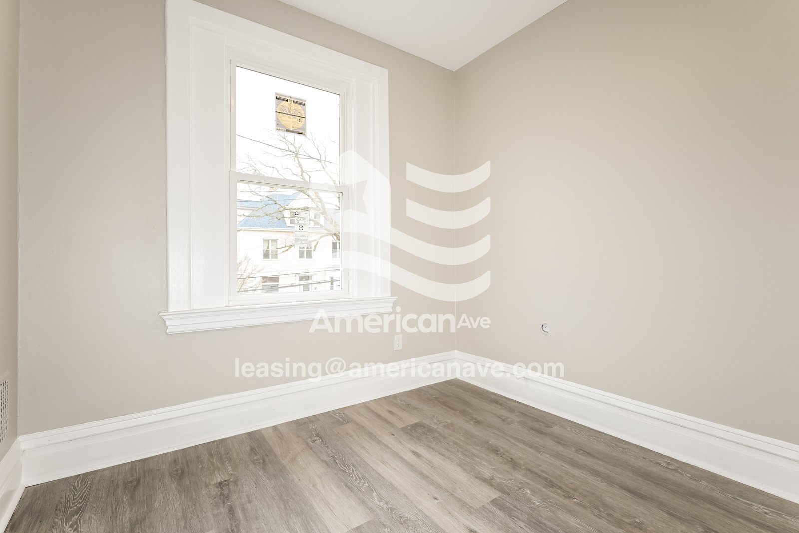 Building Photo - 519 McClintock Ave