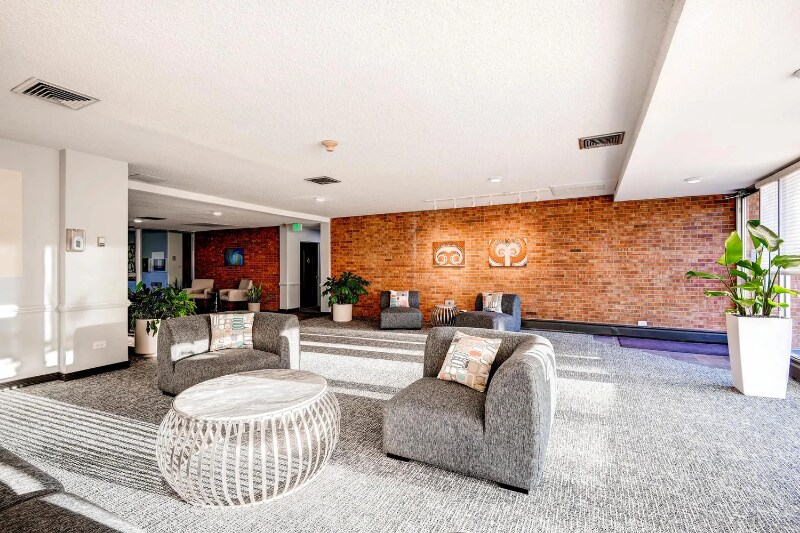 Building Photo - 955 Eudora St