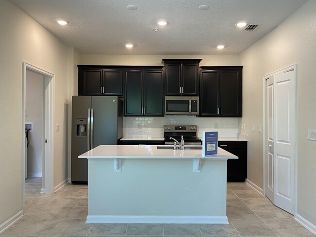 Building Photo - 2999 Aqua Virgo Loop