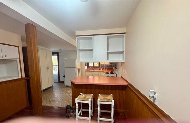 Building Photo - 16 Winona Ave