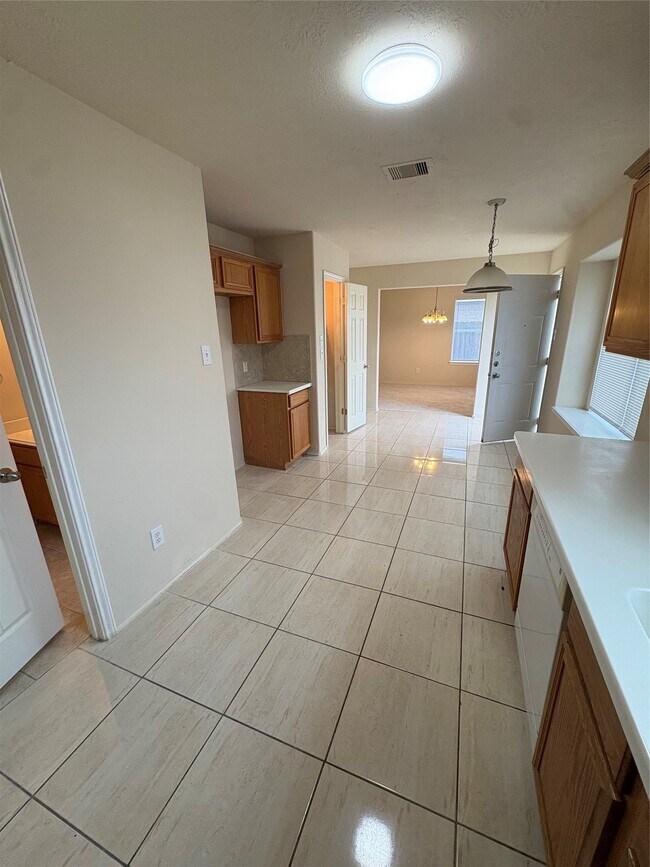 Building Photo - 13826 Fort Nelson Dr