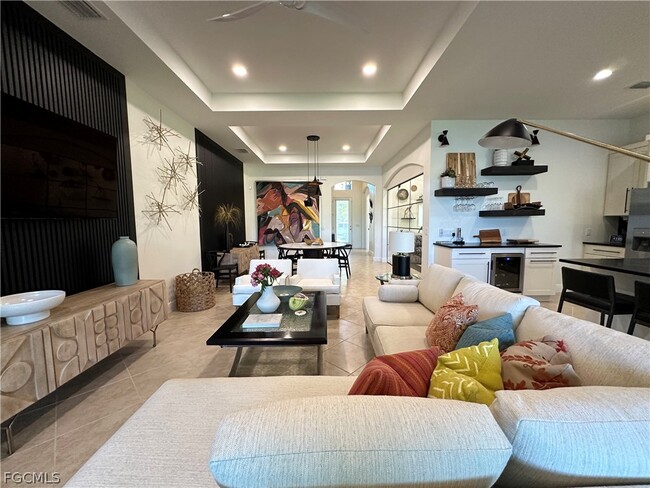 Building Photo - 12454 Kentwood Ave