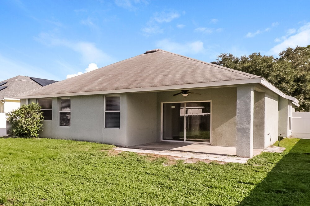 Building Photo - 9912 Riverchase Dr