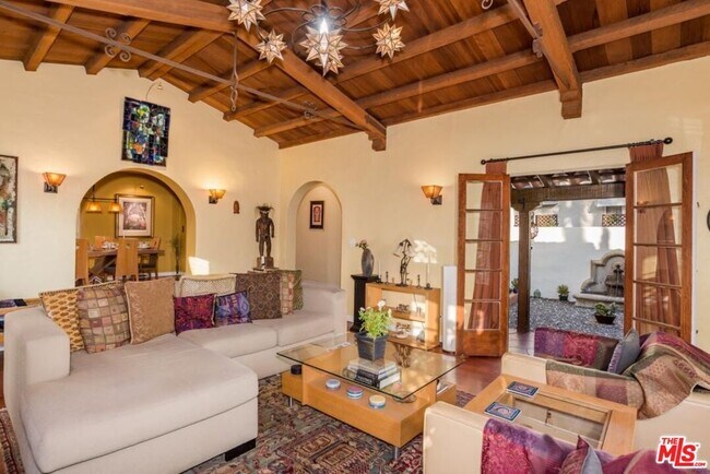 Building Photo - 6335 Warner Dr