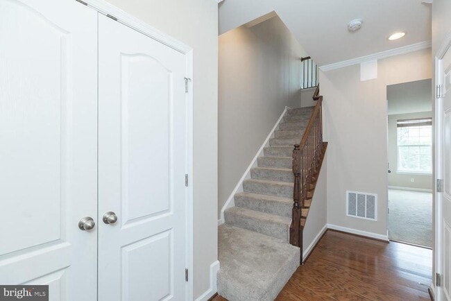 Building Photo - 227 Schramm Lp