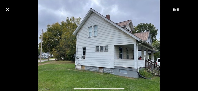 Building Photo - 1415 West Ave NW