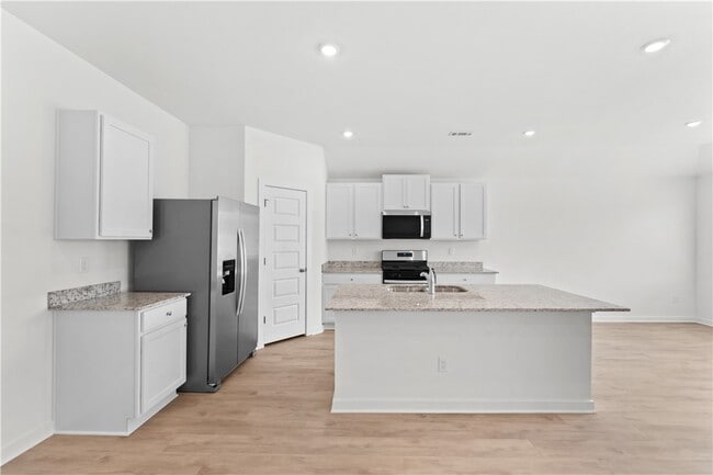 Building Photo - 3060 Laredo Ln