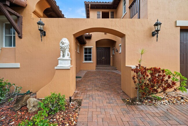 Building Photo - 12225 NW 71st St