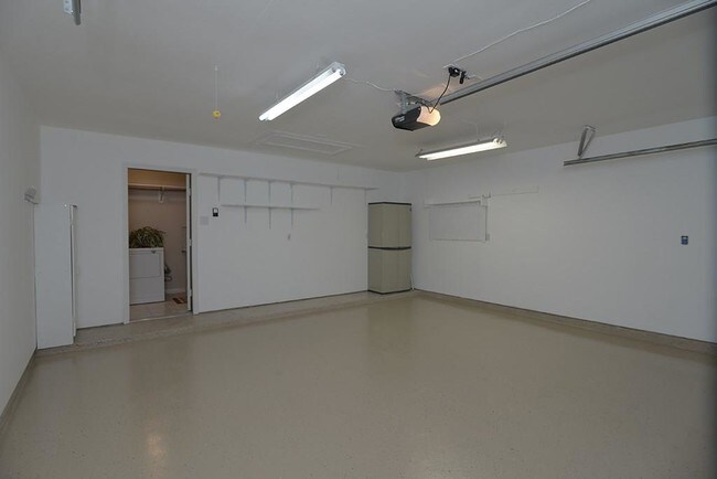 Building Photo - 67 N Veranda Ridge Dr
